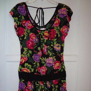 Fleurish Colorful Summer Floral Rose Garden Romper with pockets size S nwt